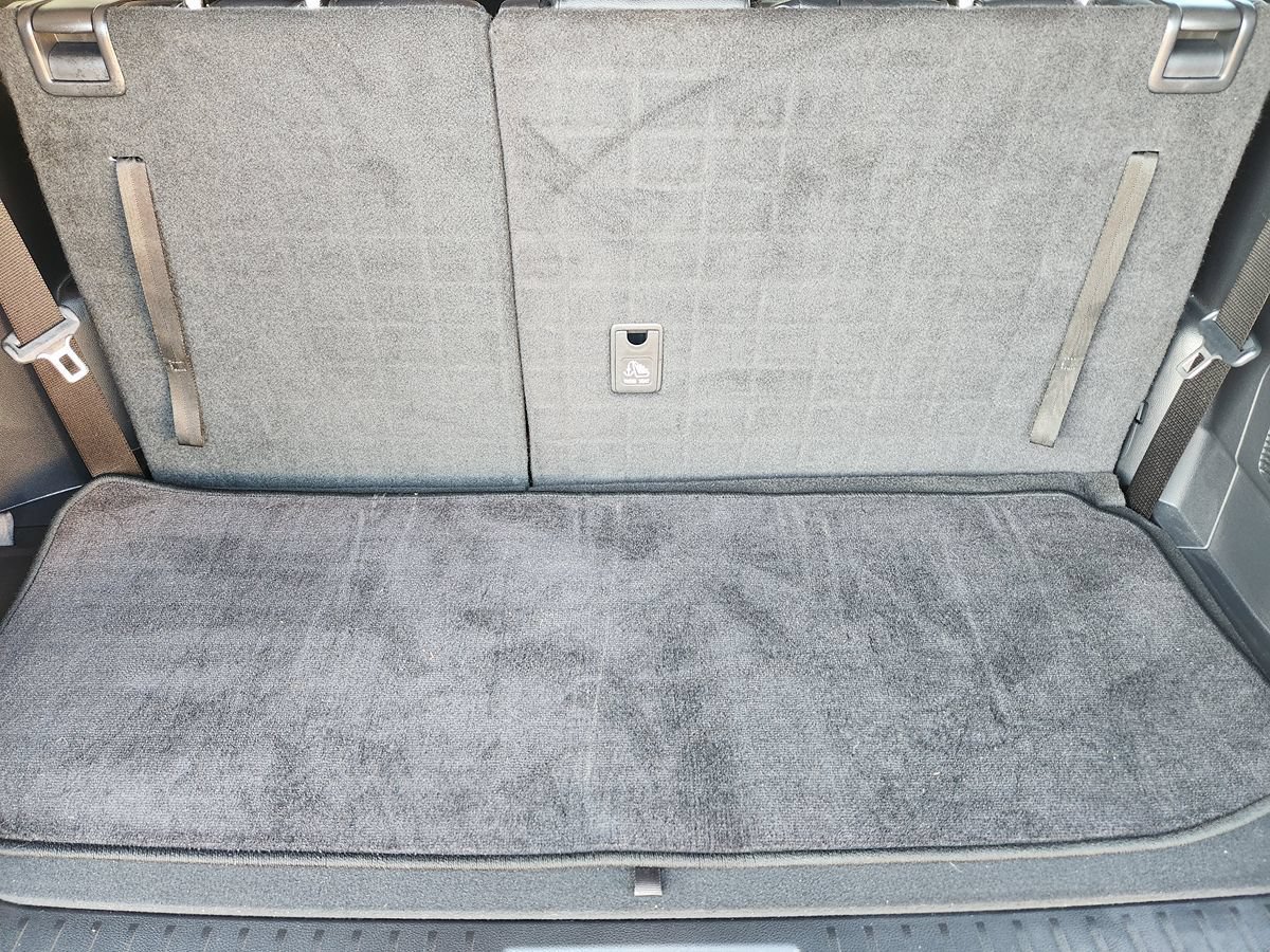 Used 2024 Toyota Highlander XLE FWD image 55