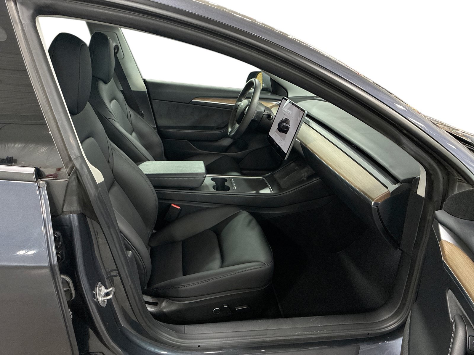 Certified 2023 Tesla Model 3 Performance AWD/4WD image 13