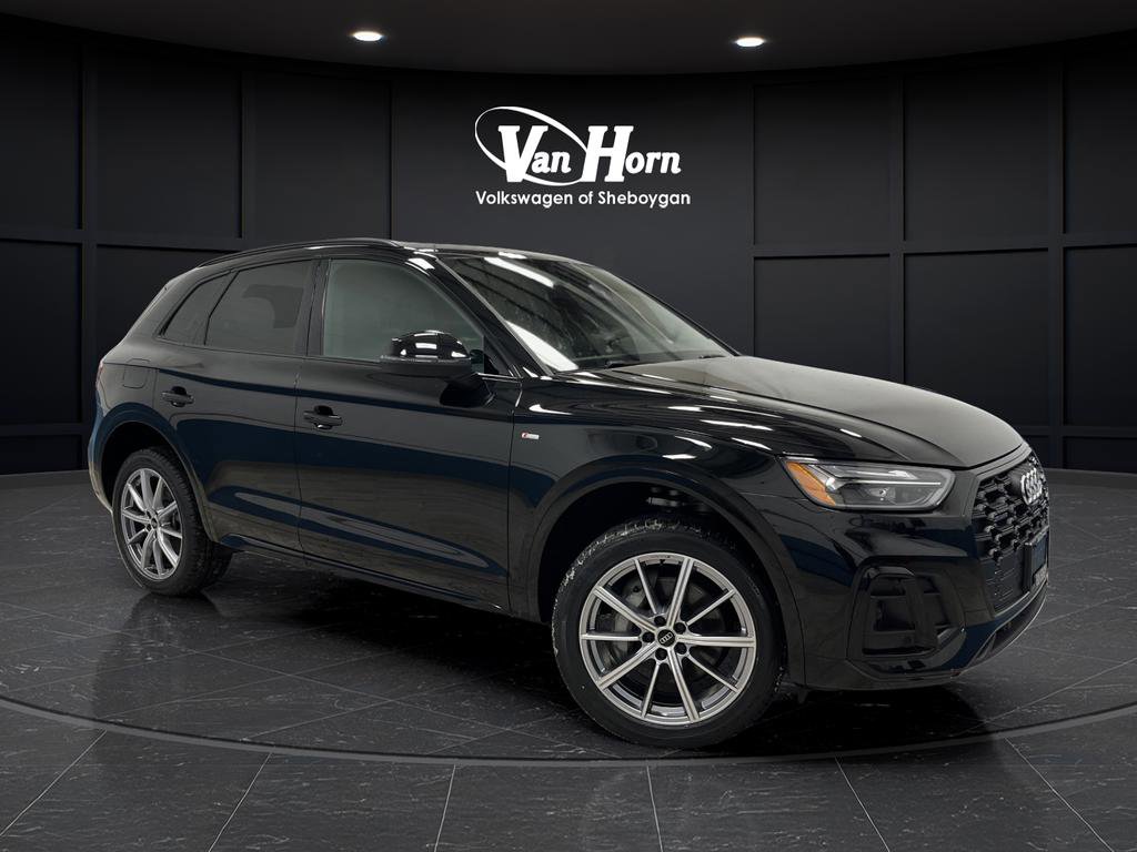 Used 2023 Audi Q5 e Premium Plus w/ Premium Plus Package image 1