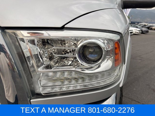 Used 2017 RAM 3500 Laramie w/ Convenience Group AWD/4WD image 12