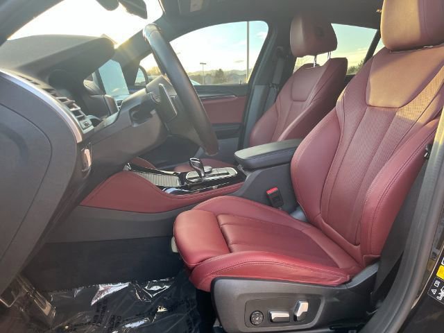 Used 2023 BMW X4 xDrive30i w/ M Sport Package AWD/4WD image 11