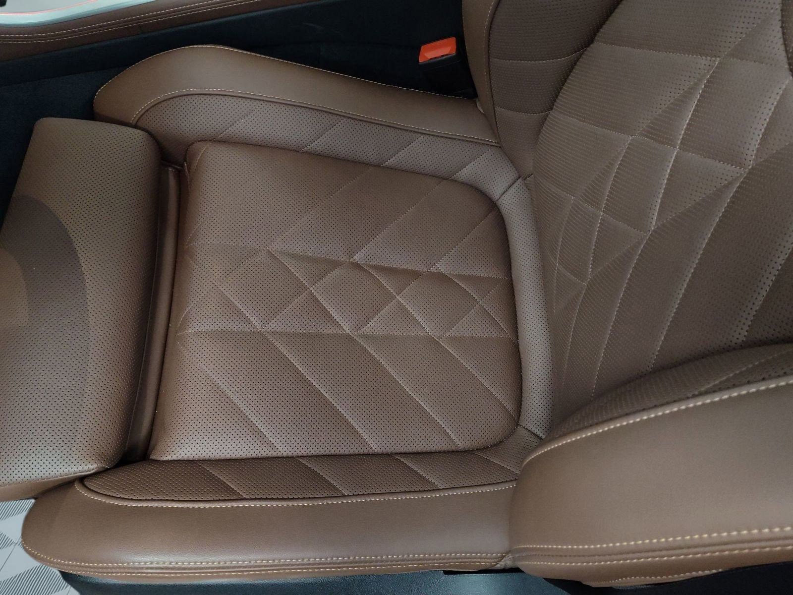 Used 2025 BMW X5 xDrive50e image 18