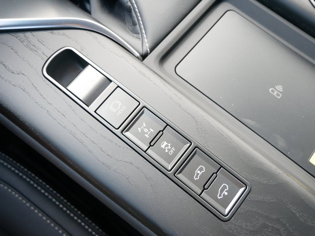 New 2026 Lexus LX 600 4WD w/ Appearance Package image 26