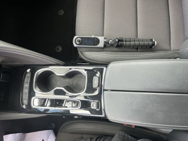 Used 2022 Buick Envision Preferred FWD image 23