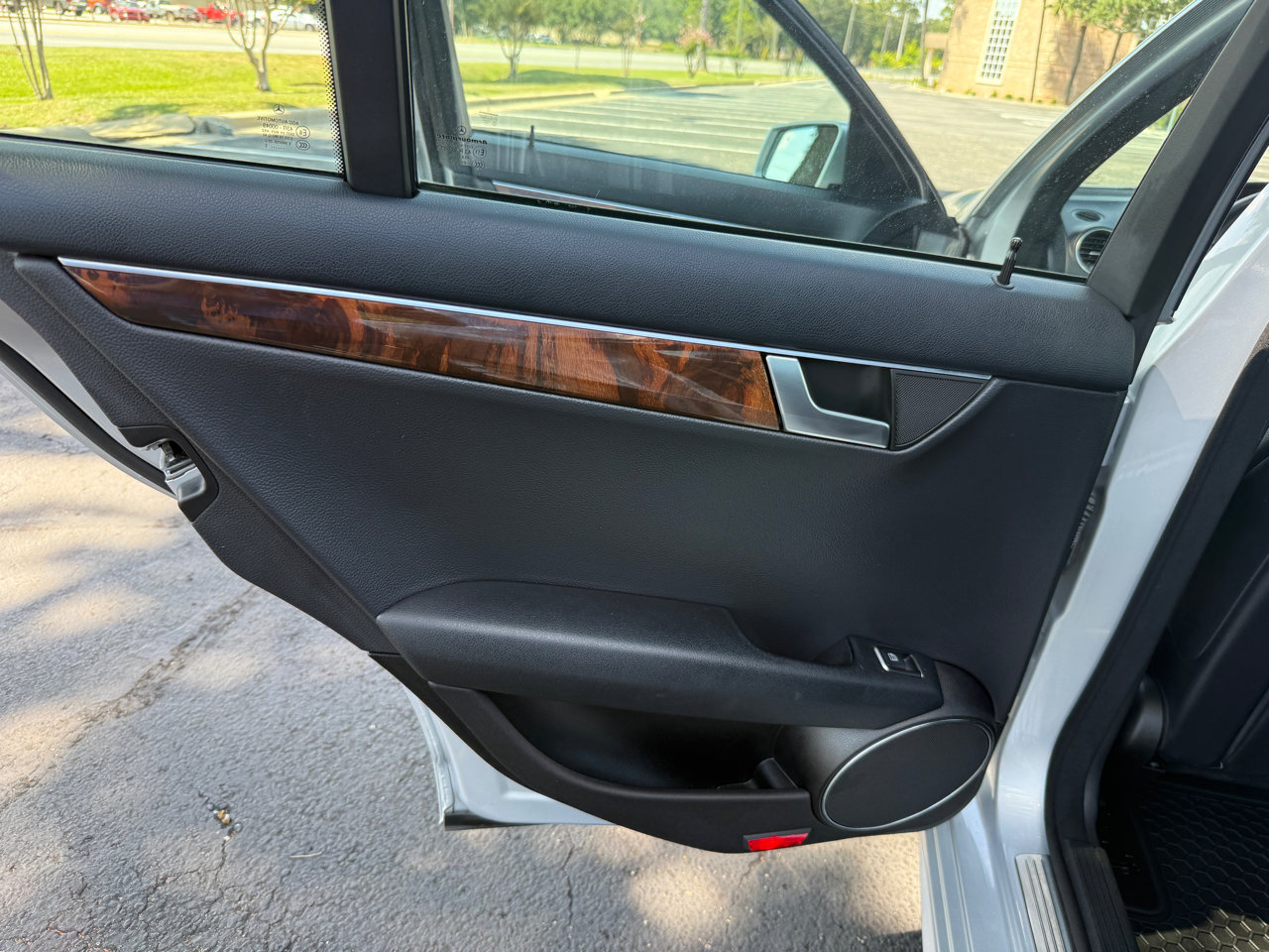 Used 2012 Mercedes-Benz C 300 Luxury image 16
