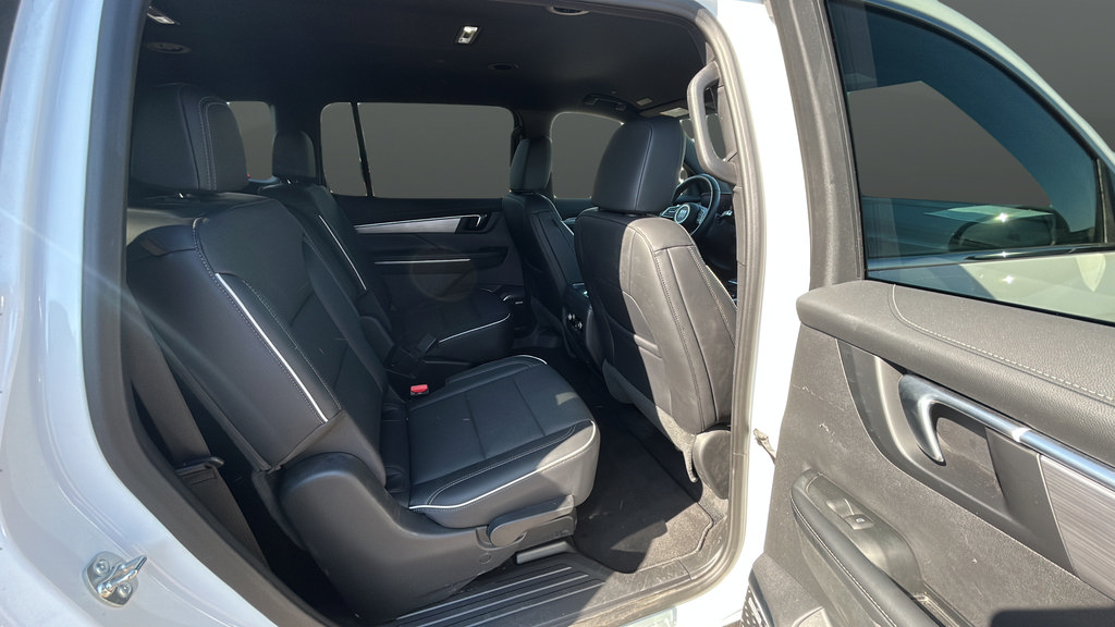 Used 2026 Buick Enclave Preferred AWD/4WD image 24