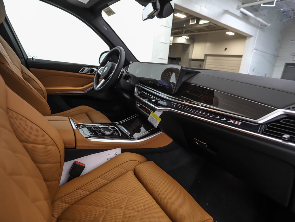 New 2026 BMW X5 xDrive40i w/ M Sport Package image 30