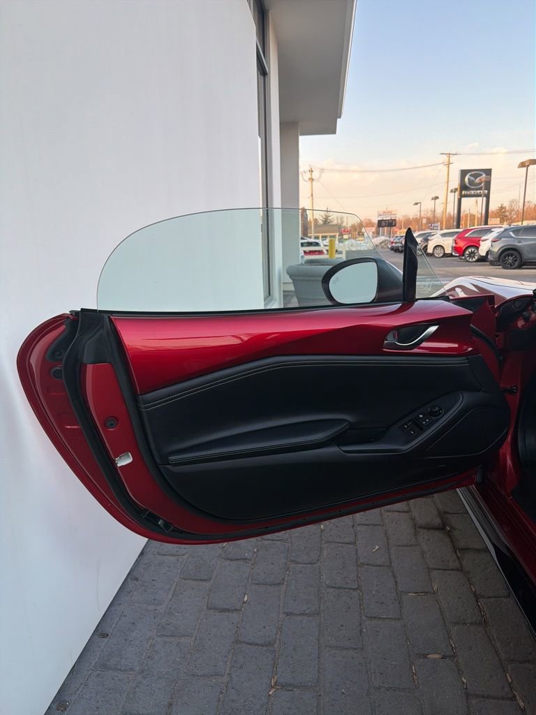 Certified 2024 MAZDA MX-5 Miata Club w/ Brembo/BBS Recaro Package image 26