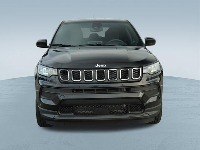 Certified 2025 Jeep Compass Sport image 2