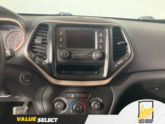 Used 2016 Jeep Cherokee Sport AWD/4WD image 14