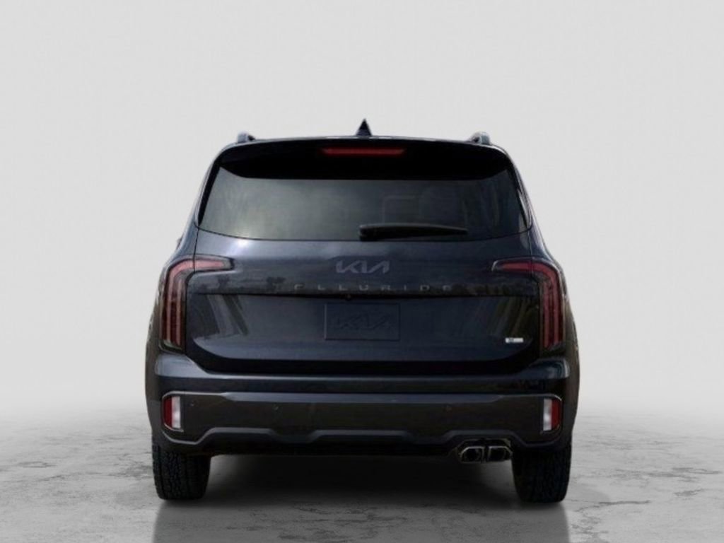 Used 2025 Kia Telluride AWD image 5