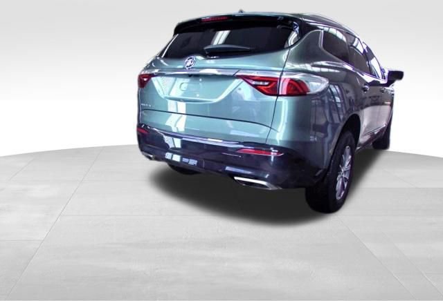 Used 2023 Buick Enclave Essence image 6