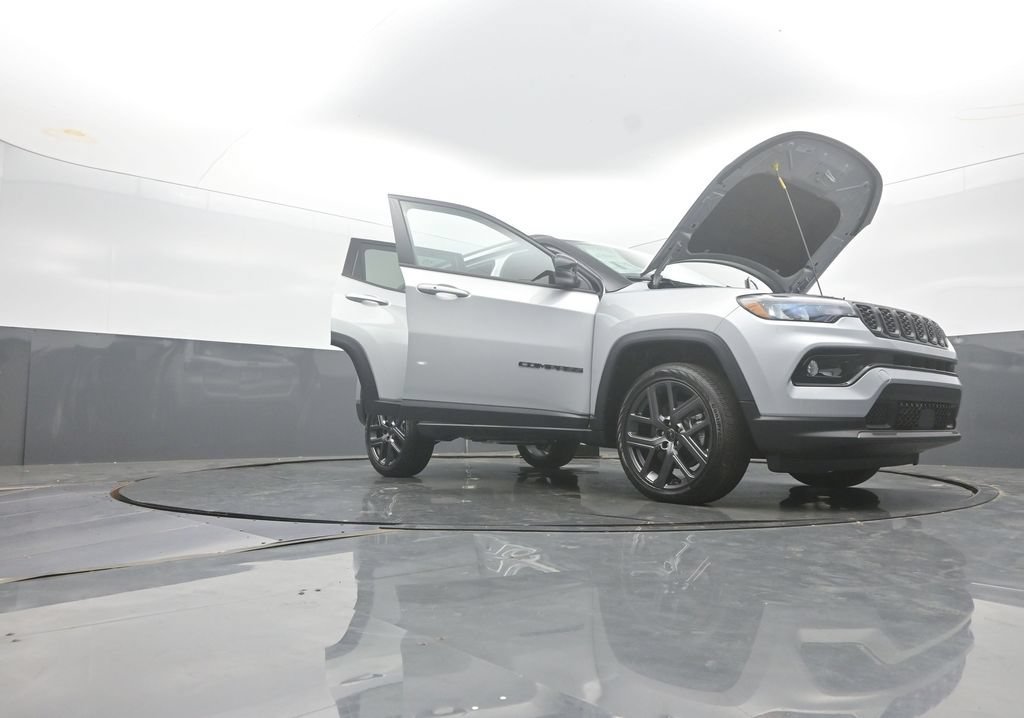 New 2026 Jeep Compass Limited w/ Sun, Sound & Navigation Group AWD/4WD image 58