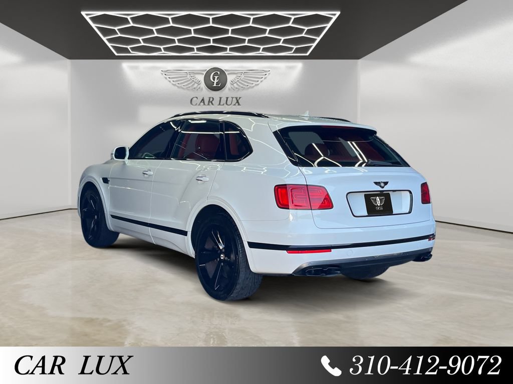 Used 2020 Bentley Bentayga AWD/4WD image 3