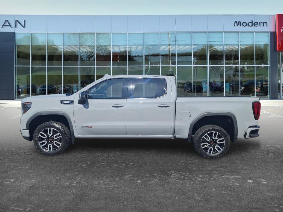 Used 2024 GMC Sierra 1500 AT4 w/ Technology Package AWD/4WD image 7