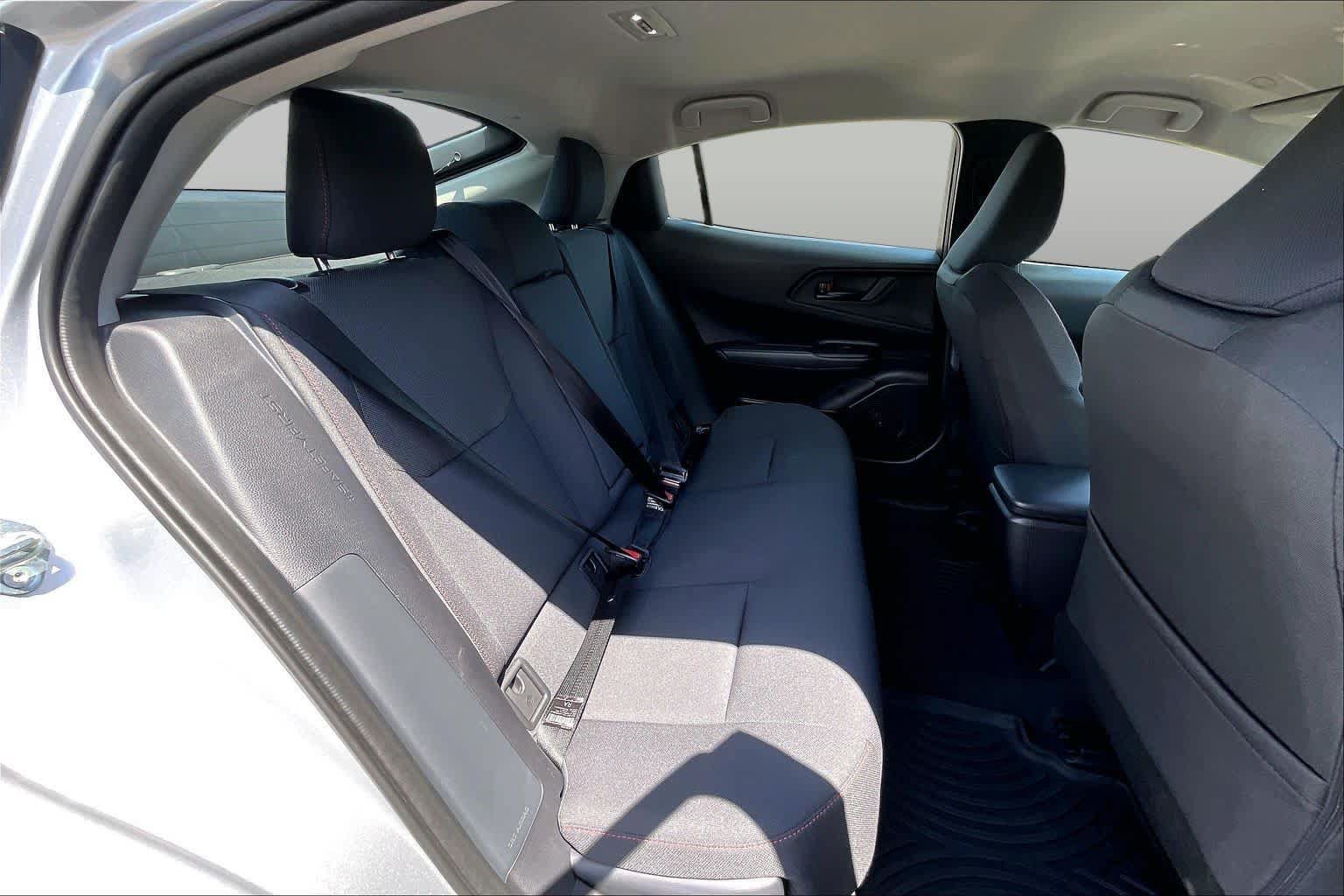 Certified 2026 Toyota Prius Plug-In Hybrid FWD image 19
