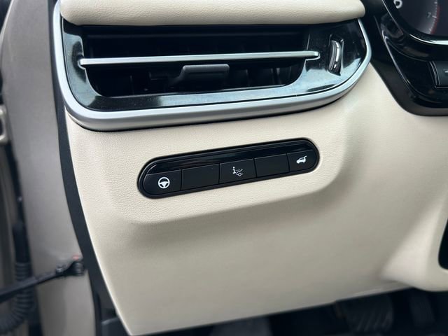 Used 2023 INFINITI QX60 Sensory w/ Vision Package AWD/4WD image 22