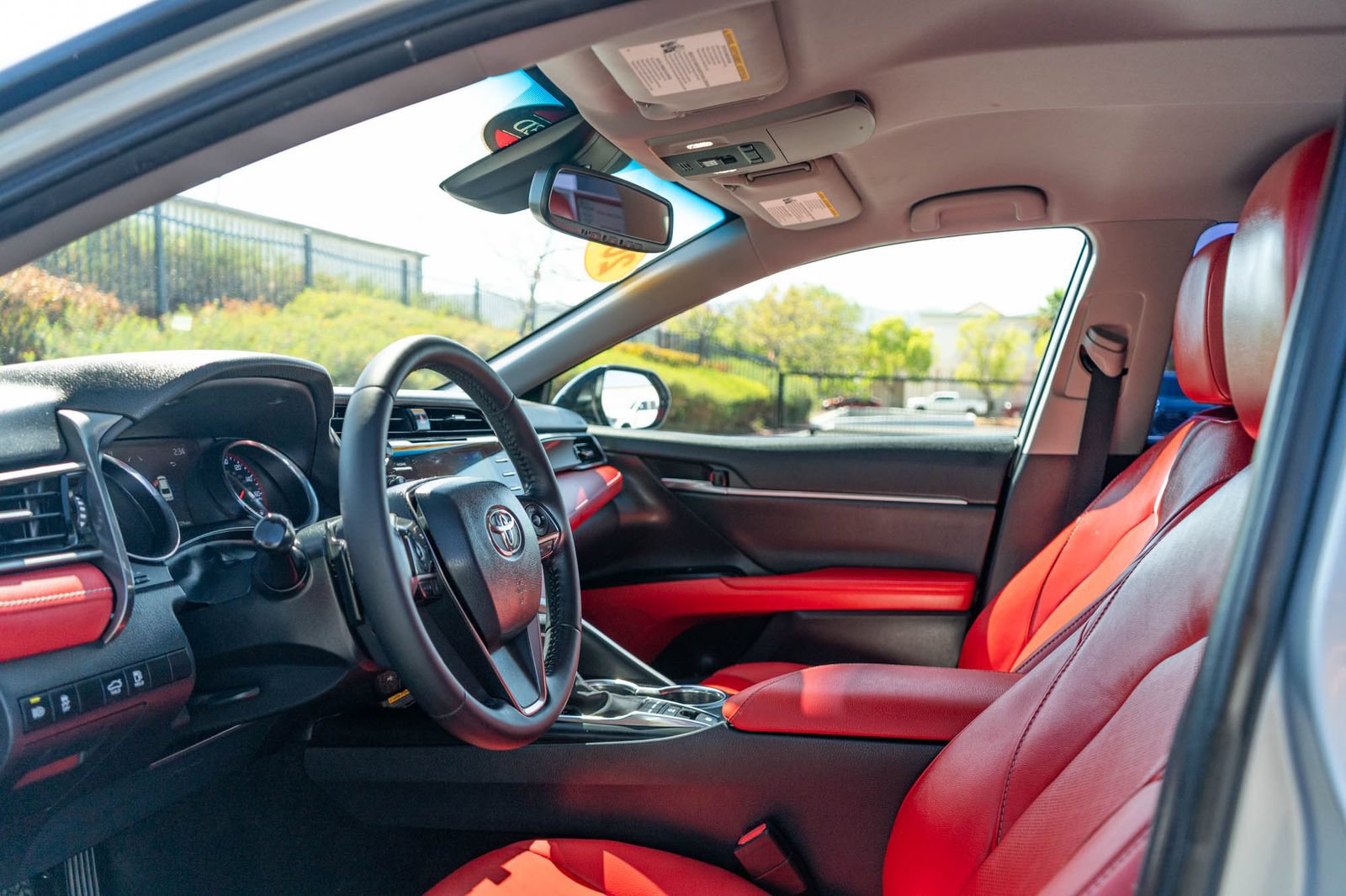 Certified 2020 Toyota Camry XSE FWD image 15