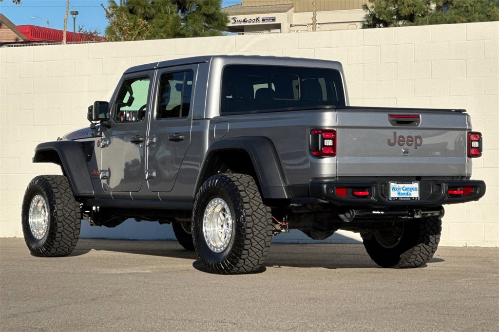 Used 2020 Jeep Gladiator Rubicon image 3