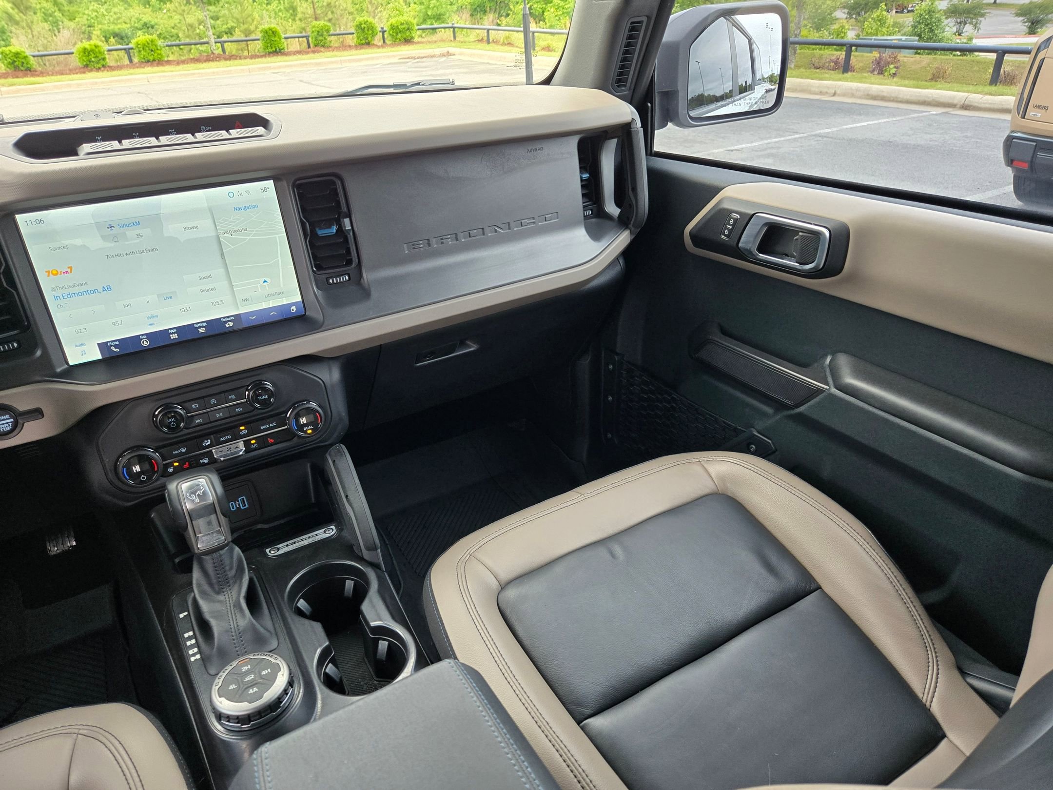 Used 2024 Ford Bronco Wildtrak AWD/4WD image 11
