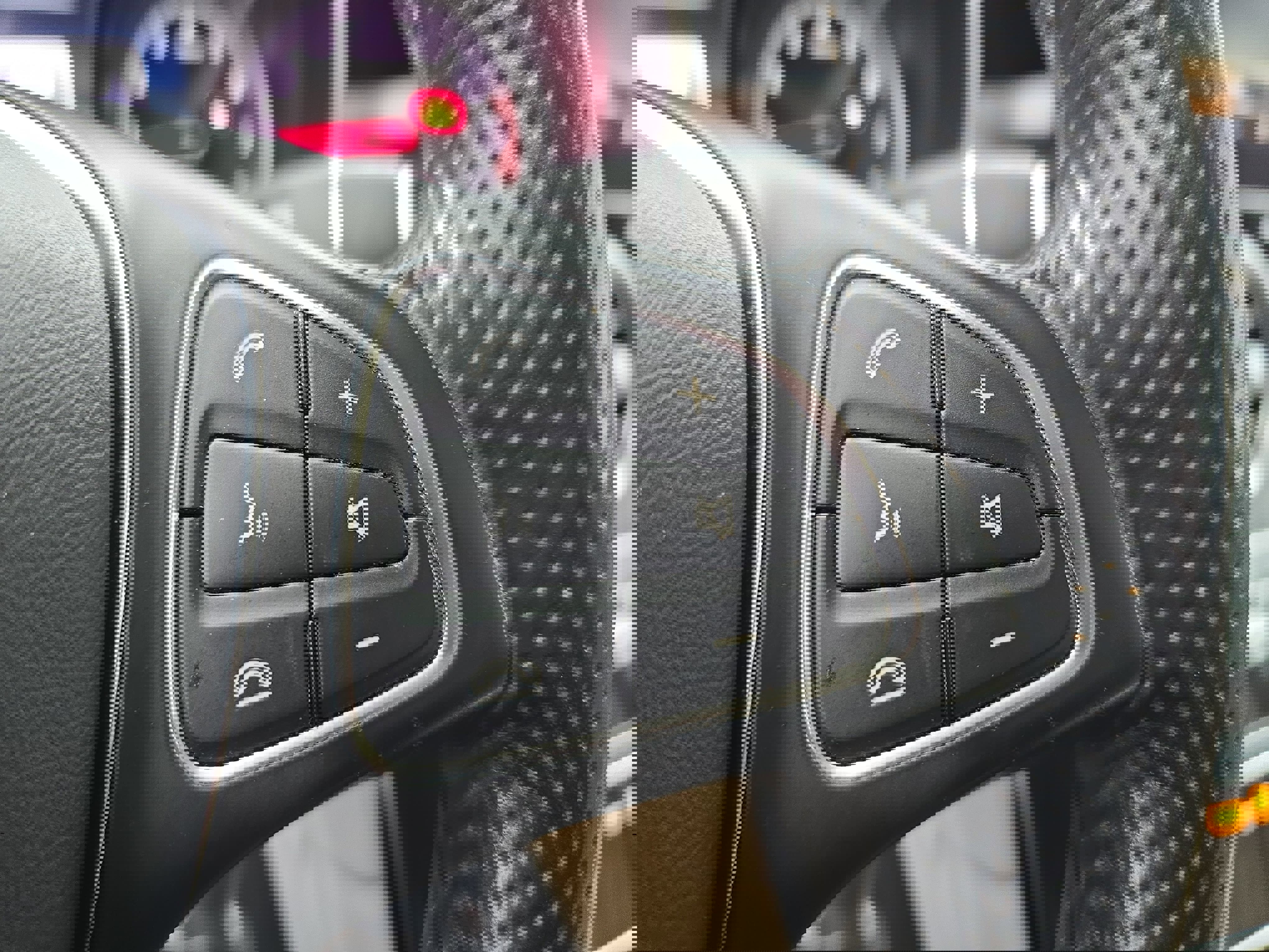 Used 2017 Mercedes-Benz GLC 300 4MATIC image 18