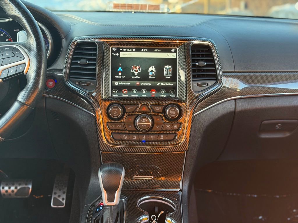 Used 2018 Jeep Grand Cherokee SRT image 22