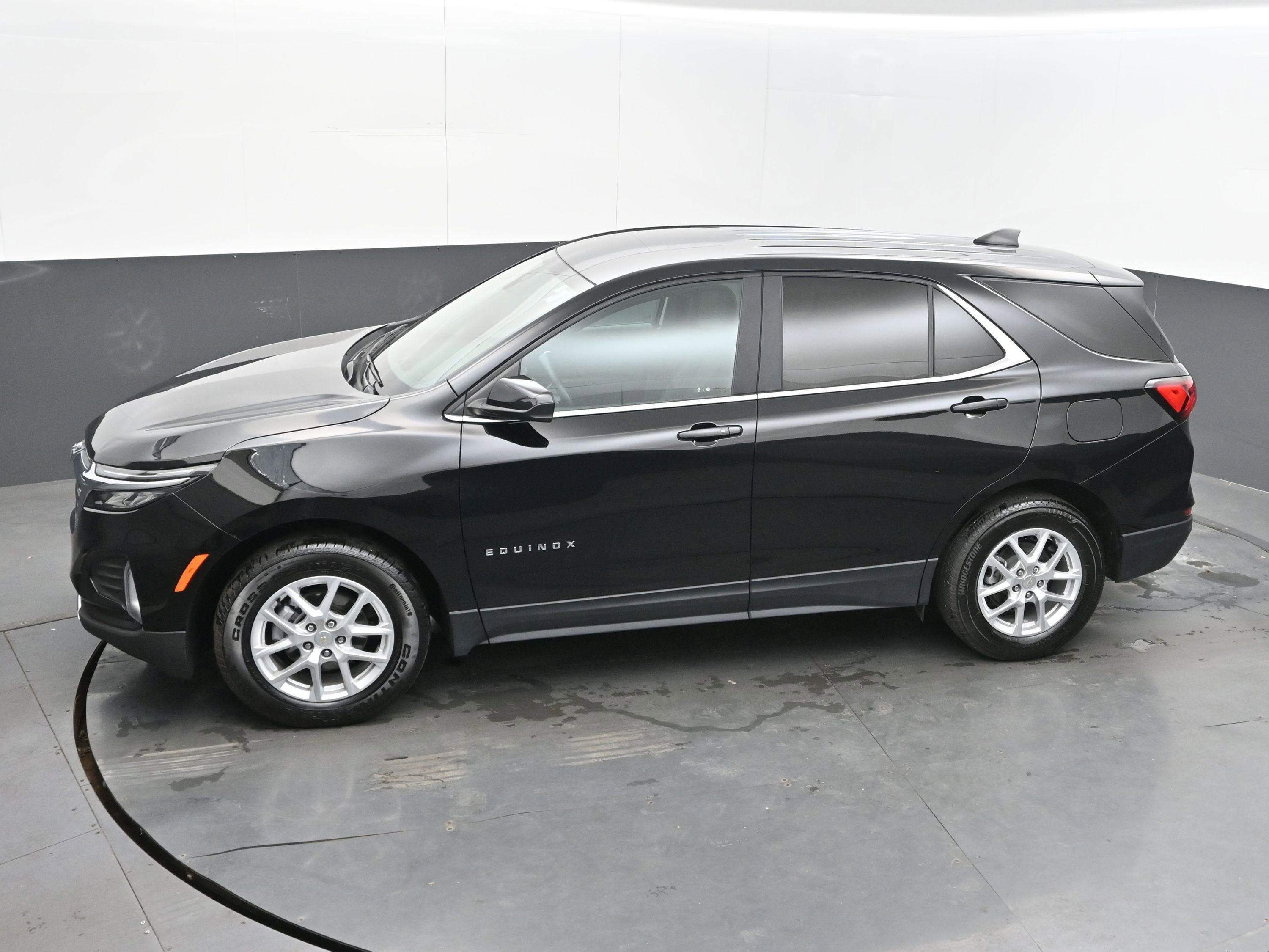 Used 2024 Chevrolet Equinox LT image 29