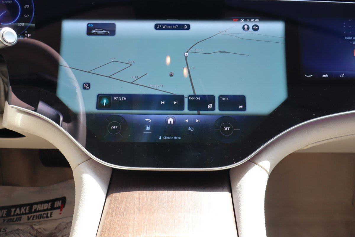 Used 2022 Mercedes-Benz EQS 580 4MATIC Sedan image 11