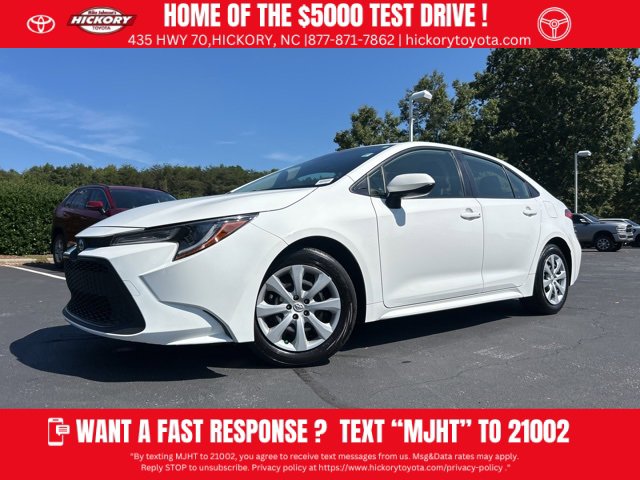 Used 2022 Toyota Corolla LE image 1