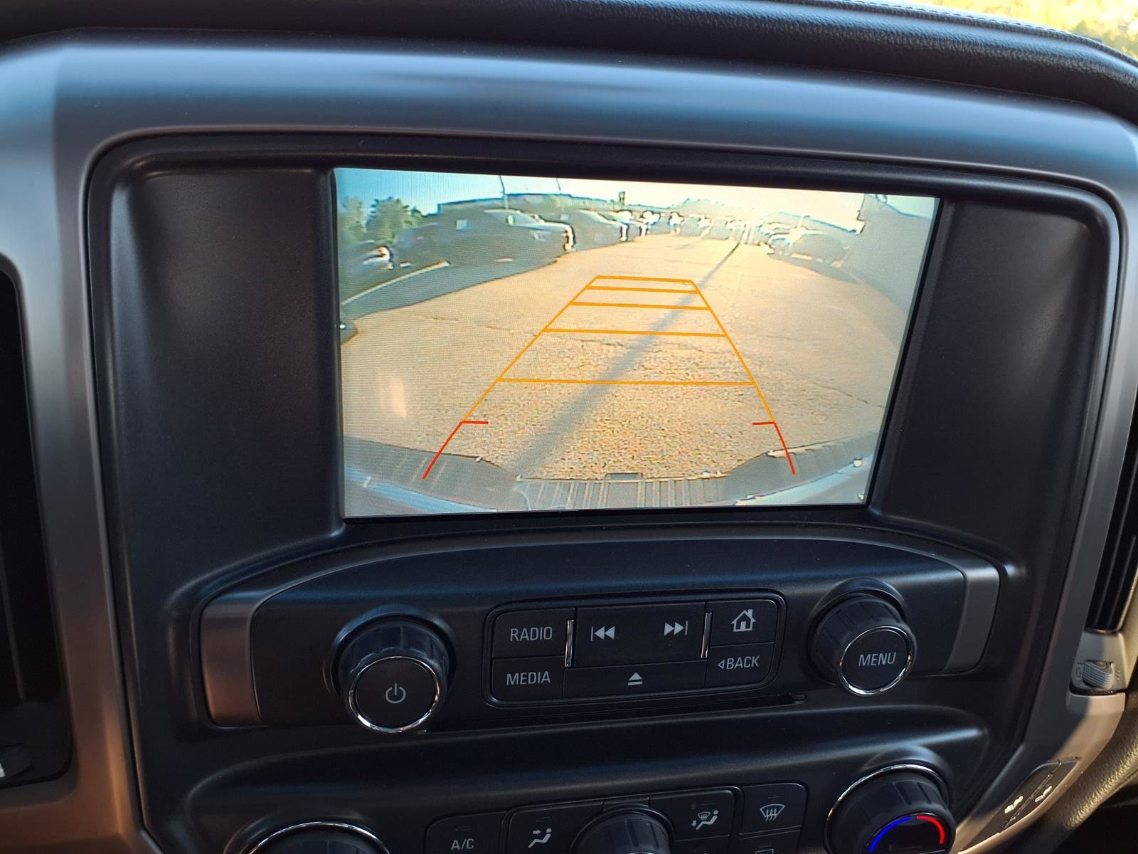 Used 2017 GMC Sierra 1500 SLT AWD/4WD image 9