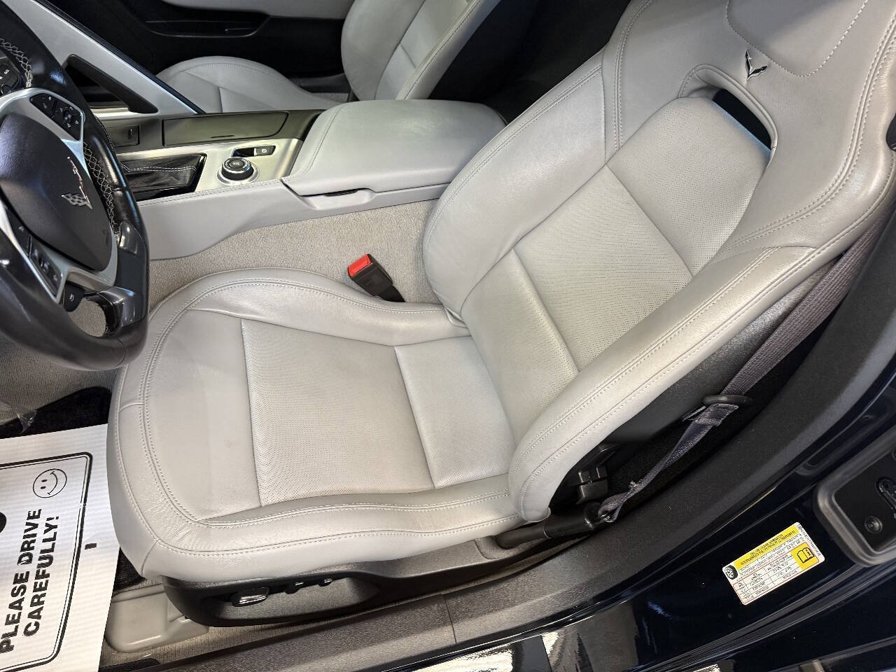 Used 2017 Chevrolet Corvette Stingray Coupe RWD image 34