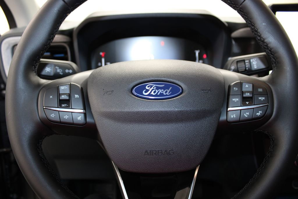 New 2025 Ford Maverick XLT image 39