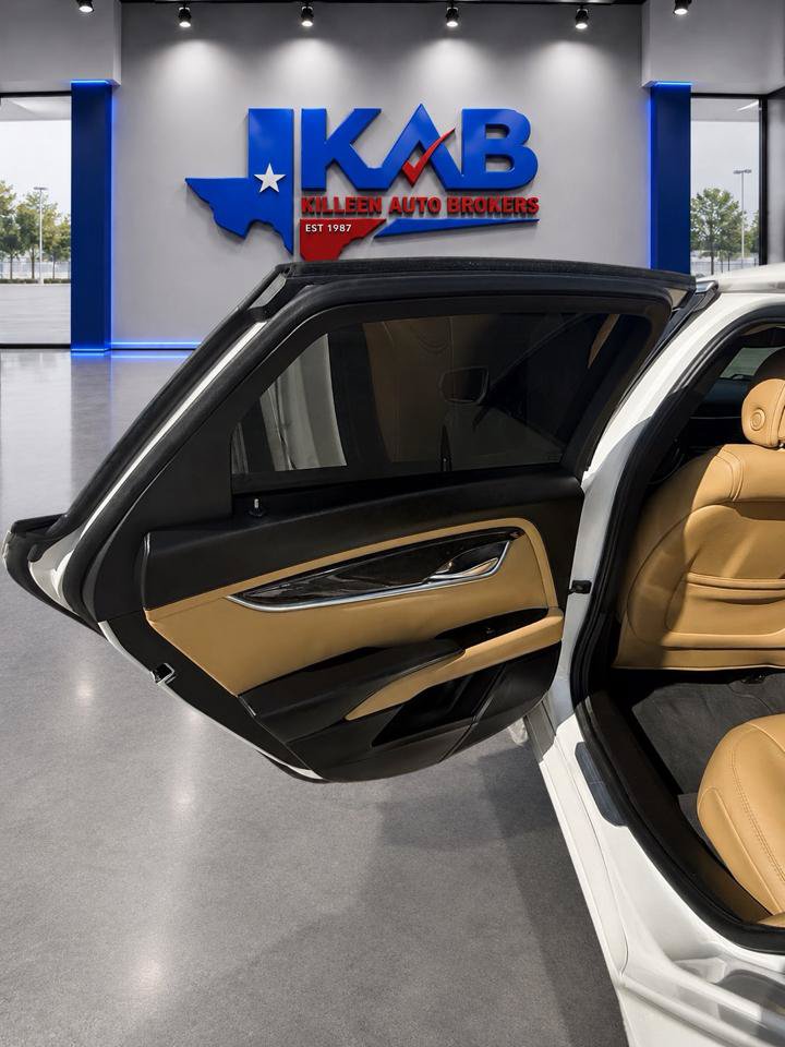 Used 2013 Cadillac XTS Luxury FWD image 13