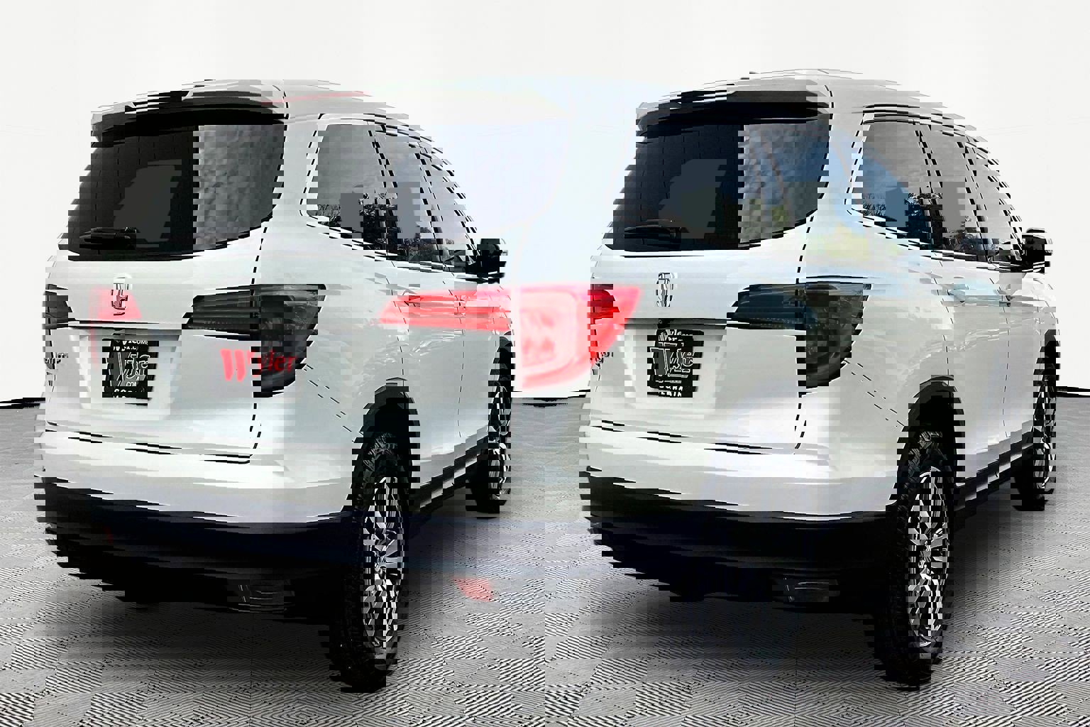 Used 2018 Honda Pilot EX image 6