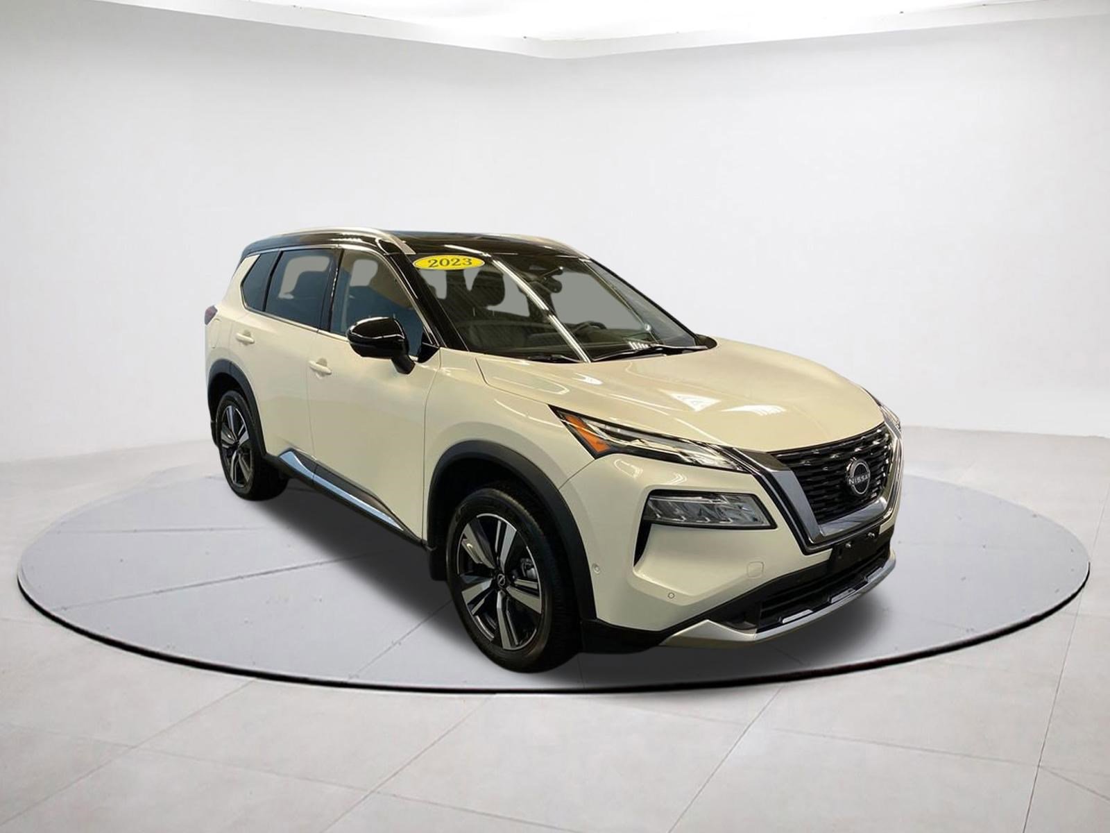 Used 2023 Nissan Rogue Platinum w/ Platinum Premium Package