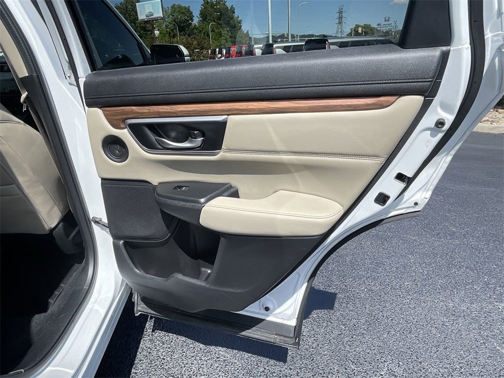 Used 2020 Honda CR-V Touring image 24