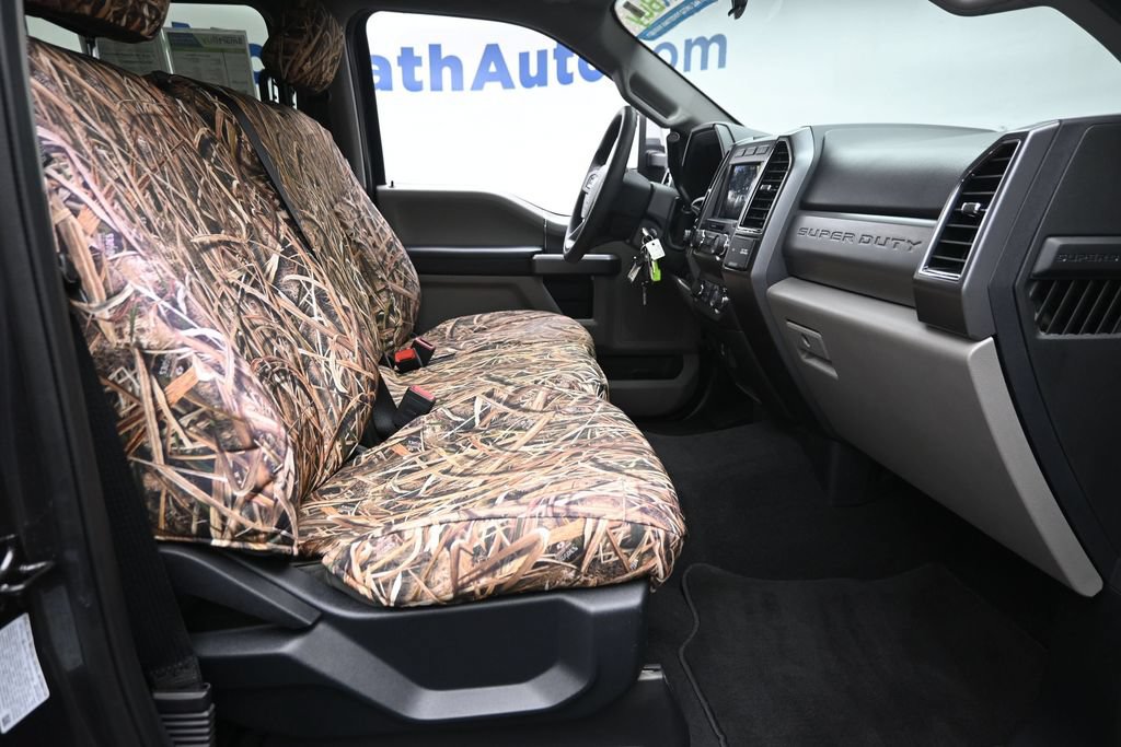 Used 2020 Ford F350 XLT w/ XLT Premium Package AWD/4WD image 9