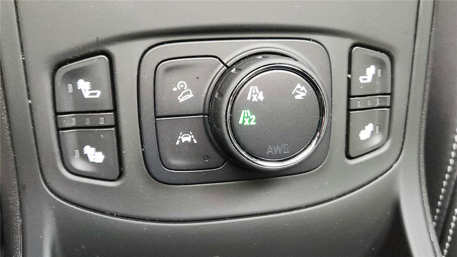 Used 2022 GMC Terrain SLT image 35