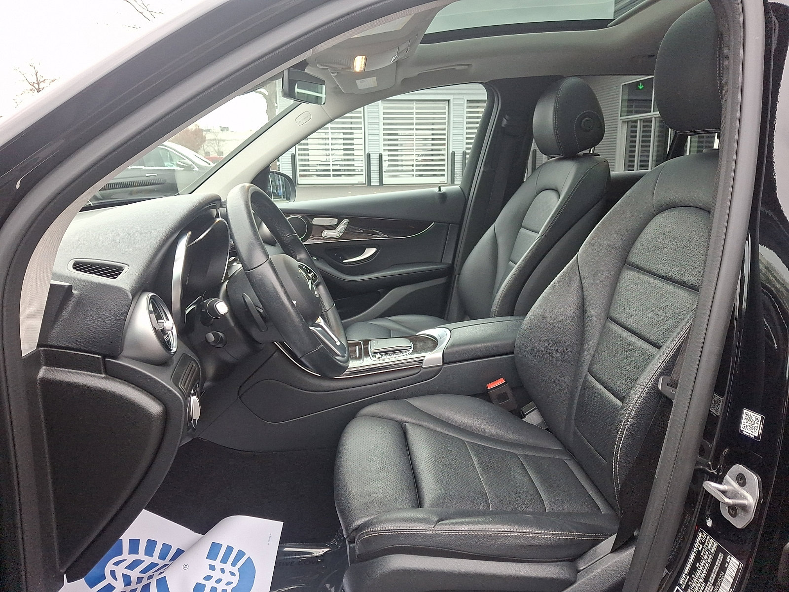 Certified 2022 Mercedes-Benz GLC 300 4MATIC image 13