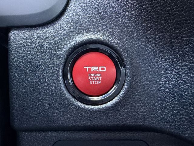 New 2026 Toyota Tundra SR5 w/ TRD Off-Road Premium Package AWD/4WD image 19