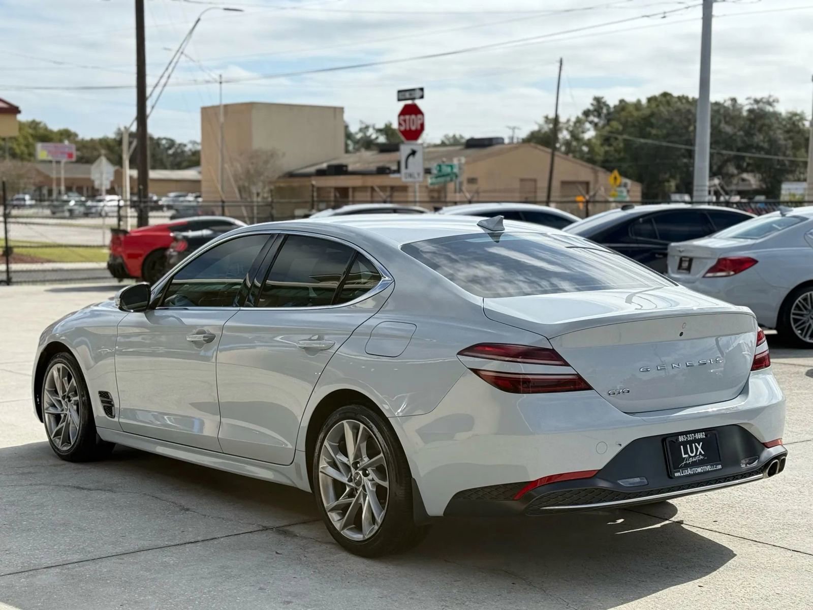 Used 2022 Genesis G70 2.0T image 7