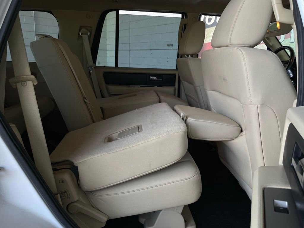 Used 2015 Ford Expedition XL image 21