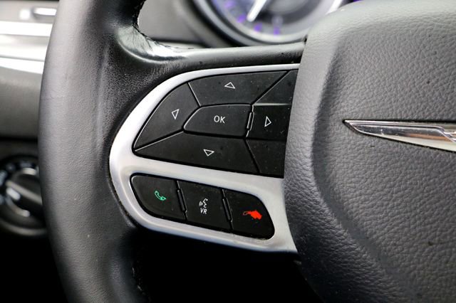 Used 2021 Chrysler 300 Touring w/ Sport Appearance Package image 13