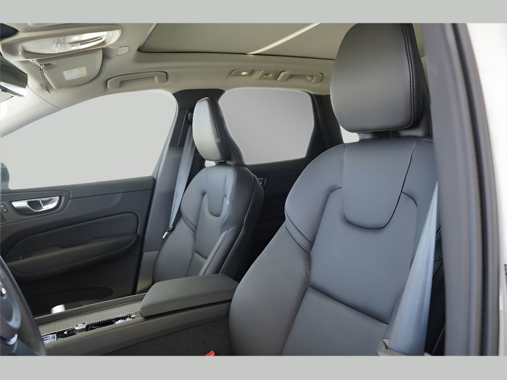 New 2025 Volvo XC60 B5 Core w/ Climate Package image 17