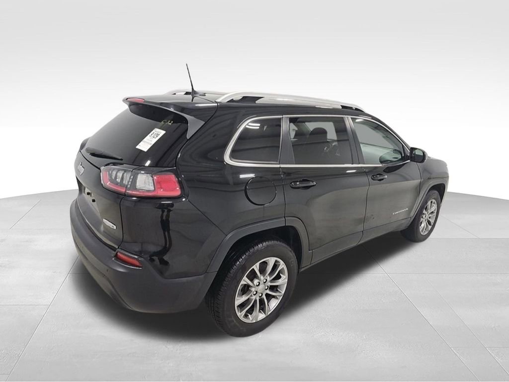 Used 2020 Jeep Cherokee Latitude Plus w/ Cold Weather Group AWD/4WD image 11