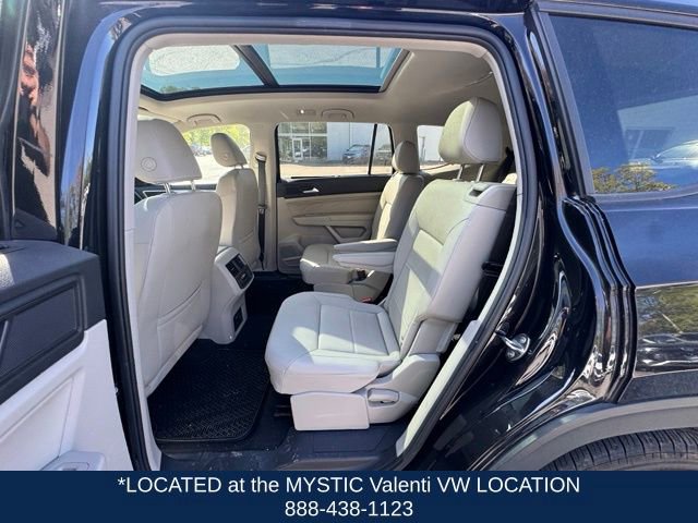Used 2023 Volkswagen Atlas SEL R-Line AWD/4WD image 8