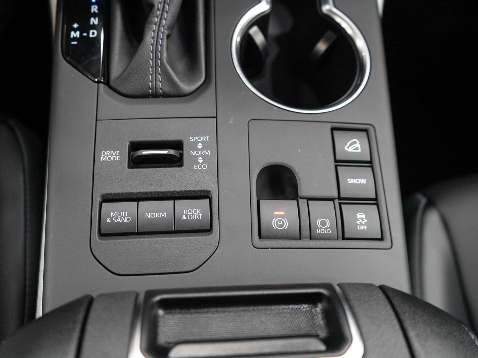 Used 2025 Toyota Highlander XLE AWD/4WD image 24