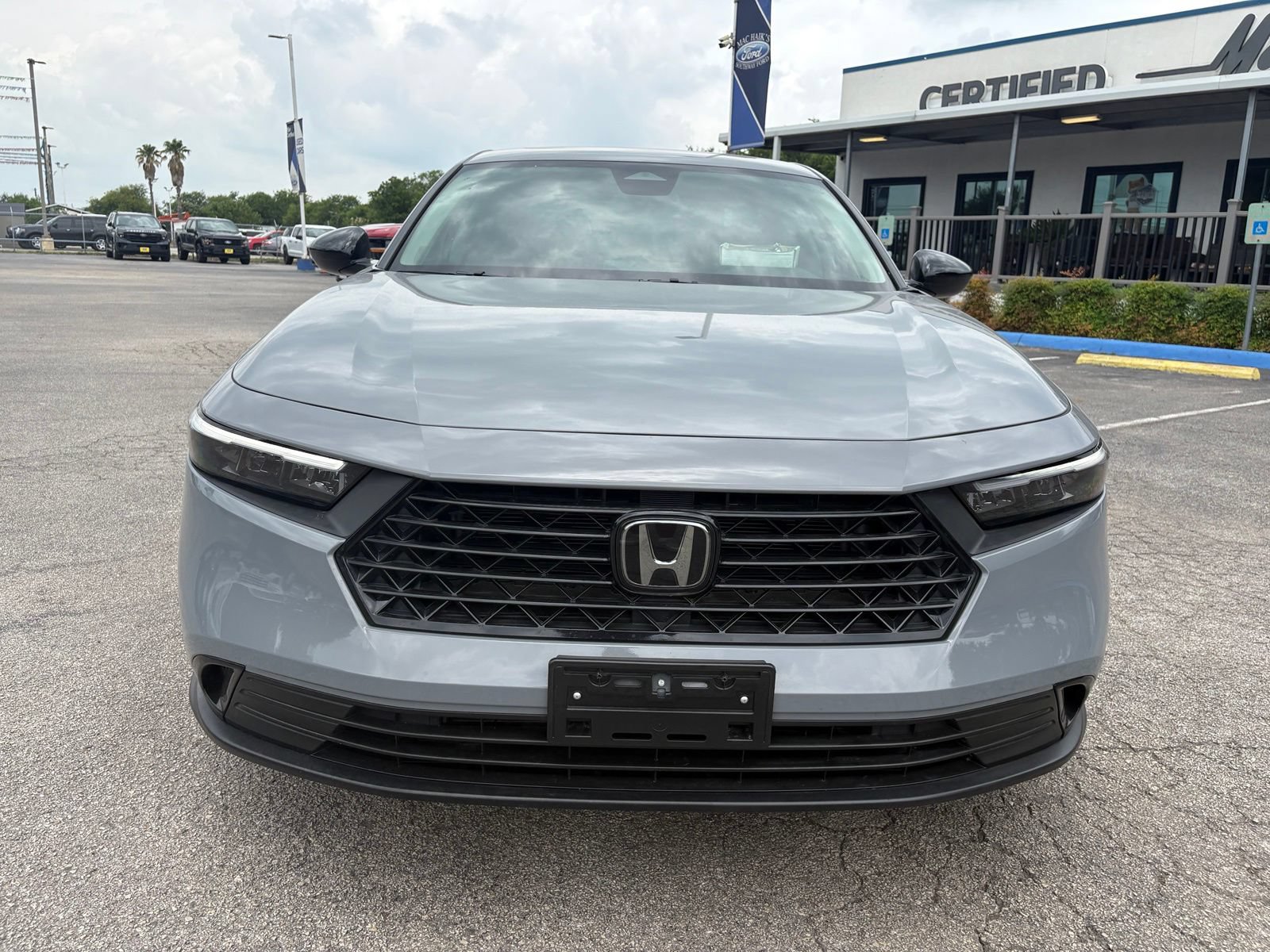 Used 2025 Honda Accord SE image 6
