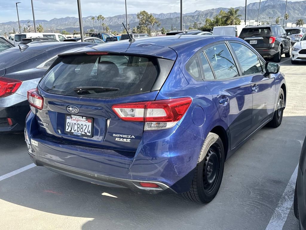 Used 2017 Subaru Impreza 2.0i image 8