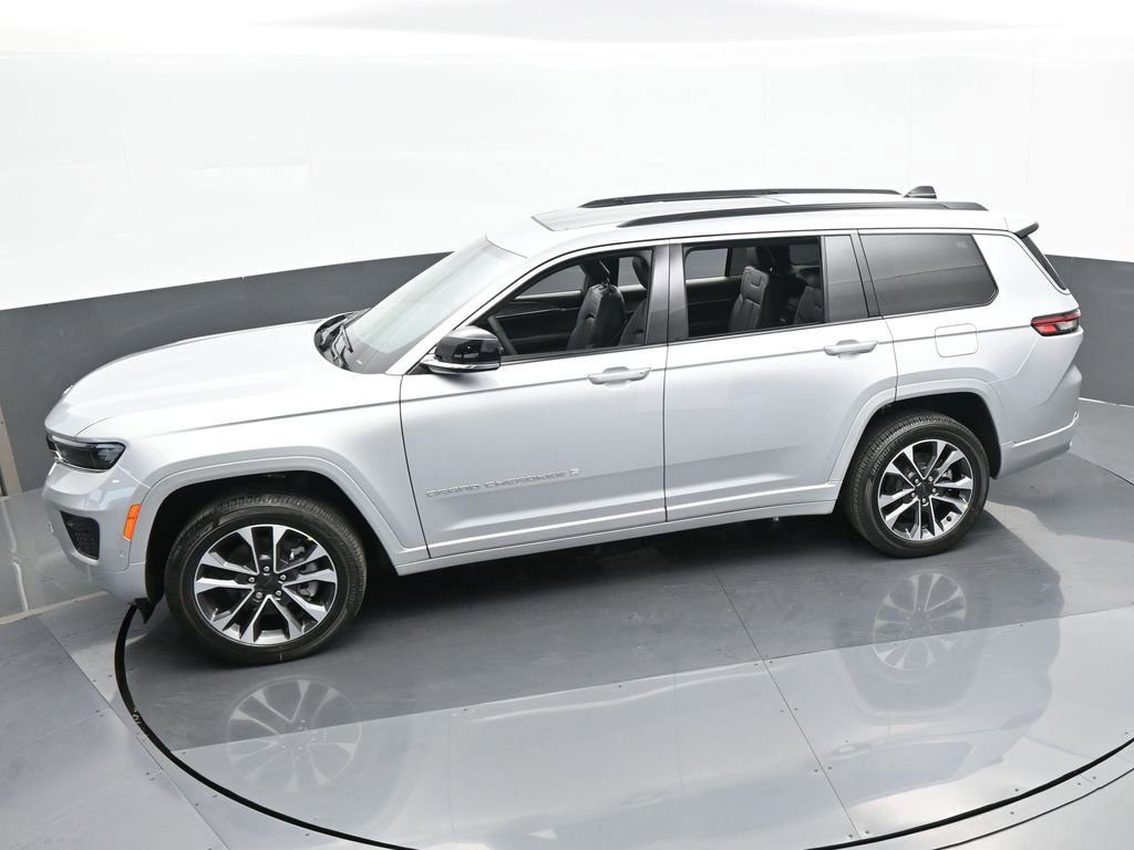 Used 2024 Jeep Grand Cherokee L Overland image 41